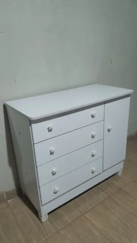 Cômoda retirada no Valparaíso