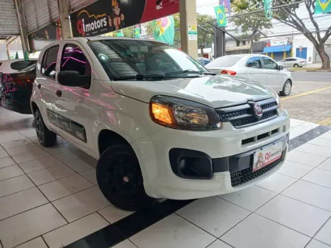 Fiat Uno Attractive 1.0 EVO Fire Flex 8V 5P 2021