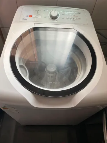 Máquina de Lavar Roupas 15 KG Brastemp