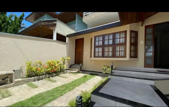 CASA DISPONÍVEL PARA VENDA OU LOCAÇÃO NO CONDOMÍNIO SAN MARINO.