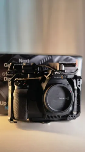Câmera BlackMagic 6K Pro completa