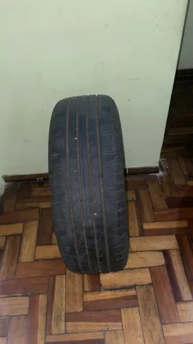 Pneu Goodyear 205/60R16 Vulcanizado