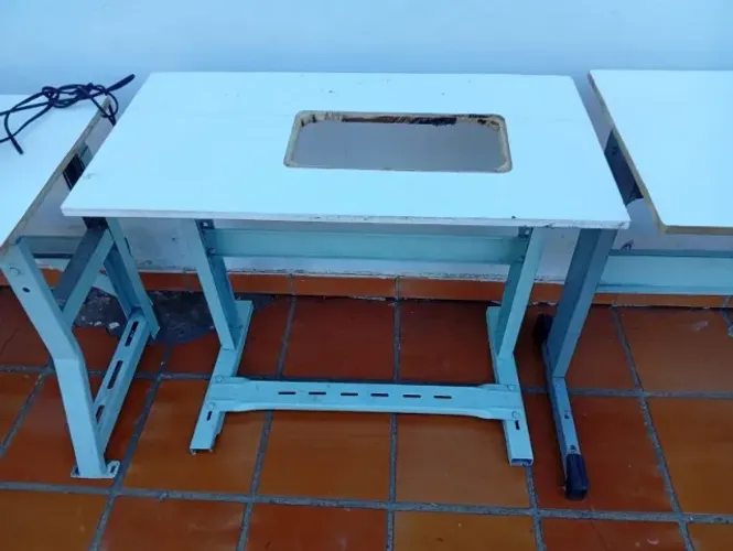 Mesa para máquina costura doméstica singer elgin e vigoreli