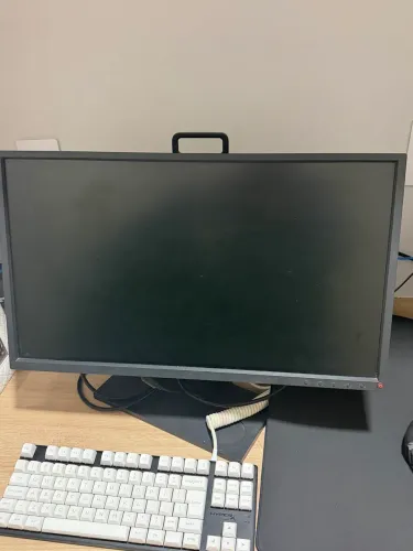 Monitor benq zowie xl2540 240hz
