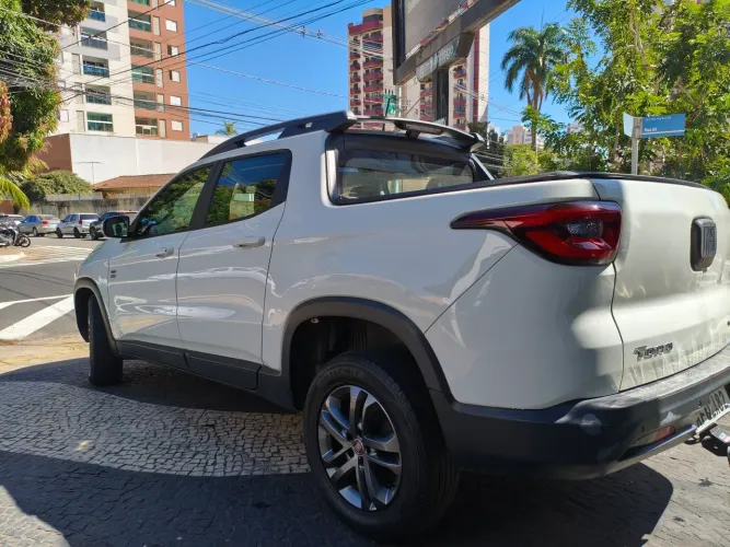 Fiat Toro Freedom 2.0 16V 4X4 Diesel Aut. 2021