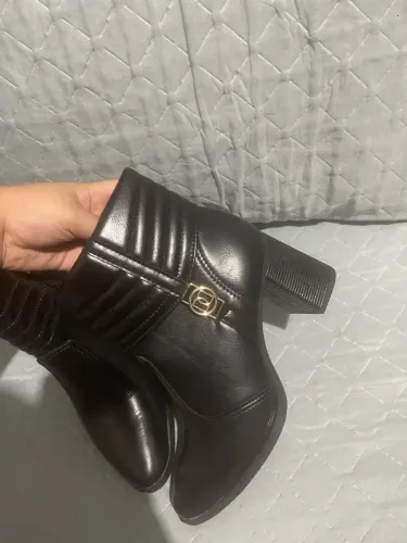 Bota dakota 