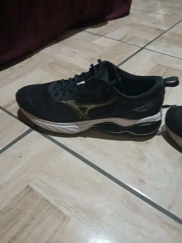 Mizuno wave frontier 14