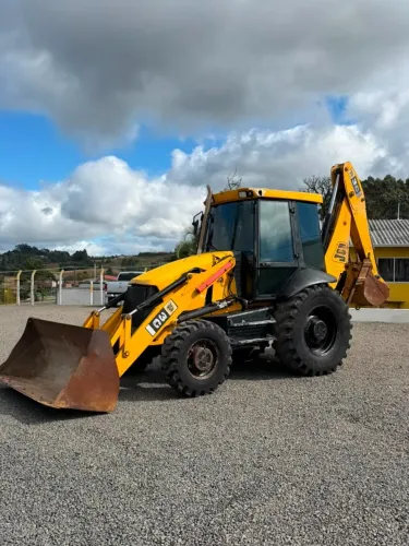 RETRO ESCAVADEIRA JCB 3C HIDRAULICA