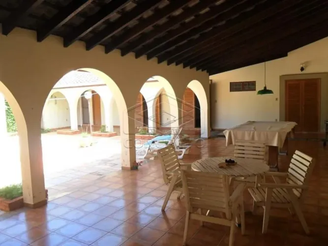Casa Padrão em Jaú