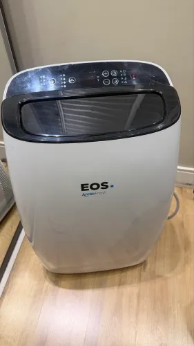 AR CONDICIONADO PORTATIL EOS ARCTIC FRESH SO FRIO 12000 BTUS EAP12 110V 110V