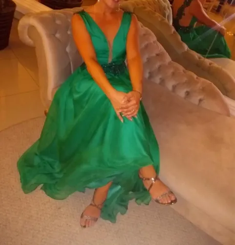 Vestido de festa verde bandeira