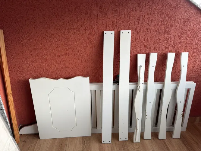 Berço semi novo com colchão ortobom