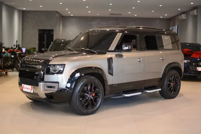 Land Rover Defender 110 X D300 HSE Mhev DIE AUT 2023