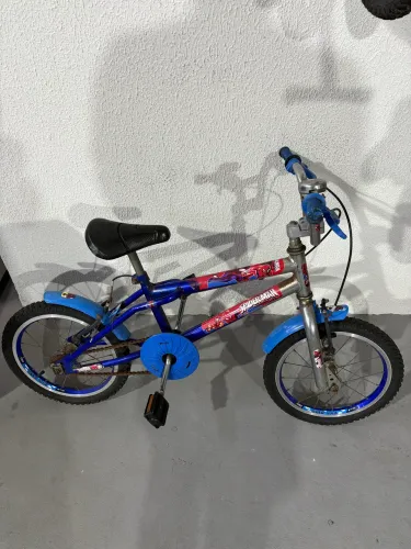 Bicicleta Infantil Pequena