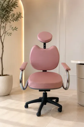 Cadeira rosa de salão, com regulação na altura 