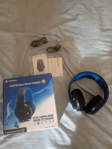 Sony PlayStation Estéreo Gold Wireless Headset PS4/PS3