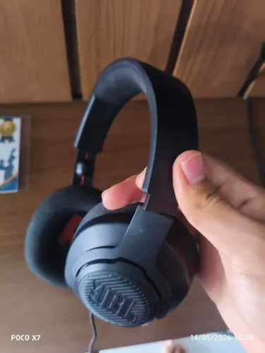 fone JBL Quantum 100 por R$ 220. Físico ou Pix.