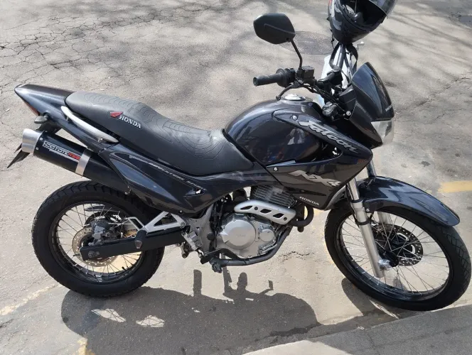 Honda NX4 Falcon 2002