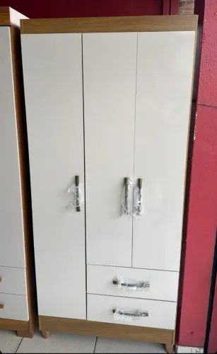 Guarda Roupa de Solteiro 3 Portas e 2 Gavetas - Novo