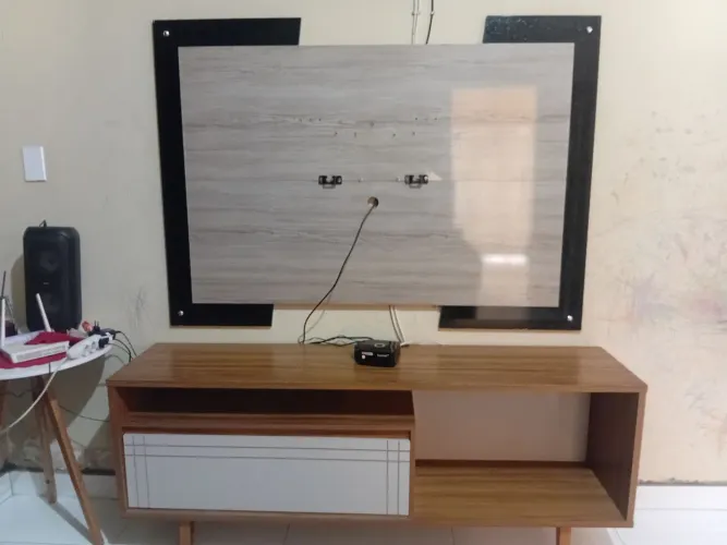 RACK COM PAINEL