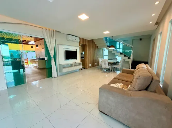 CR| Casa de Alto Padrão para Alugar no Condomínio Ibiza | 4 Suítes | Energia Solar