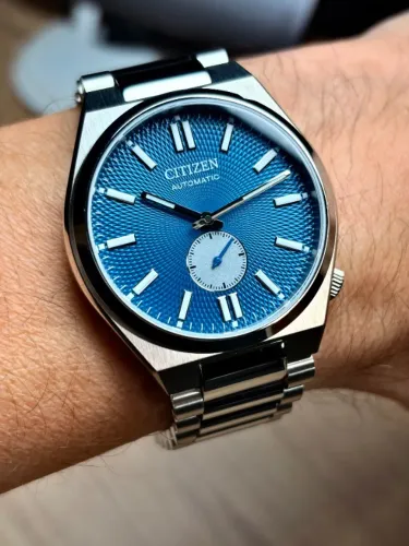 Relógio Citizen small seconds automático tsuyosa