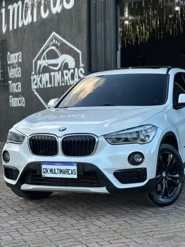 BMW X1 Sdrive 20I X-line 2.0 TB Active Flex 2016