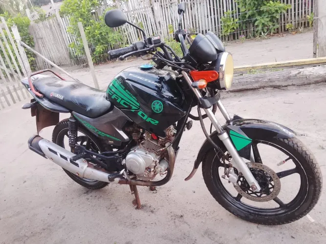 Vendo moto factor