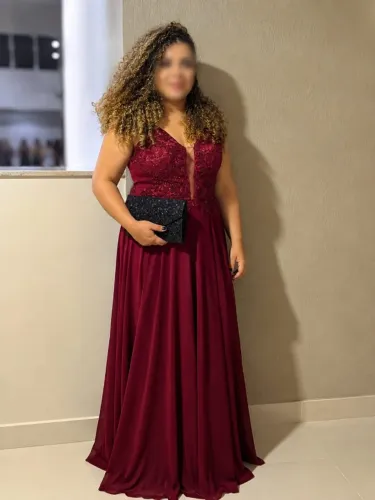 Vestido Festa/Madrinha na cor Marsala