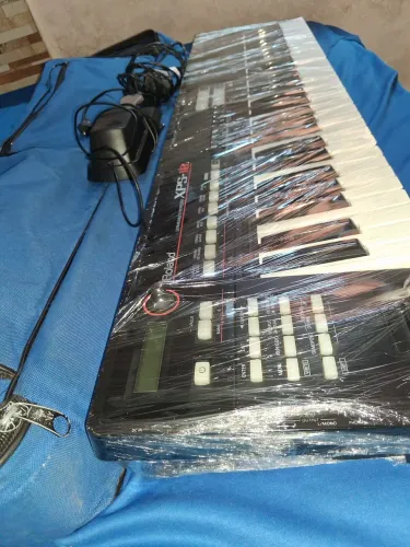 Teclado Roland Xps 10
