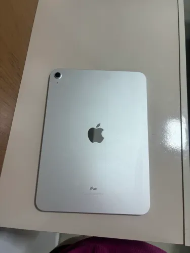 iPad 10