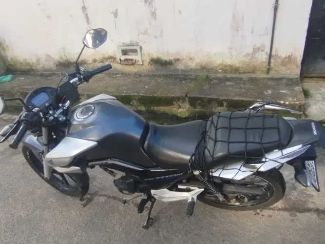 Vendo moto em bom estado 15.500