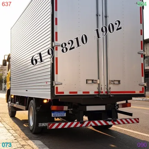 frete disponível com caminhão baú