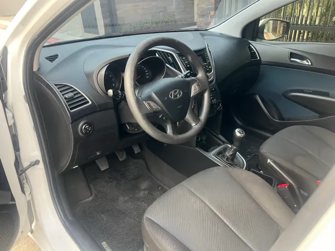 Hyundai HB20 C./c.plus/c.style 1.6 Flex 16V Mec. 2015