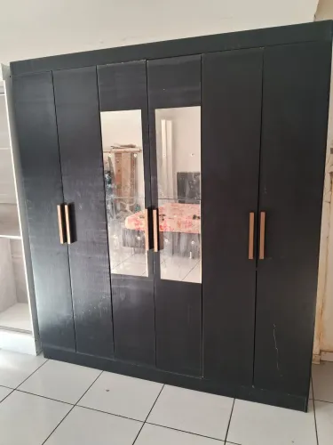 Vendo guarda roupa usado 450 reais entrego