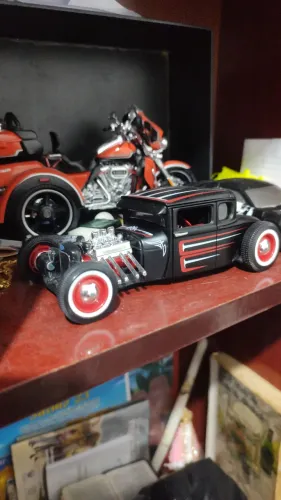 Miniatura hot rod