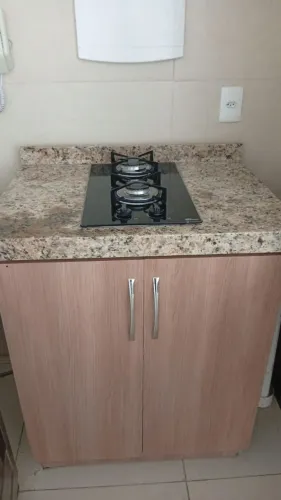 Fogao coktop 2 bocas a gás com acedendor elétrico + bancada em granito e armario