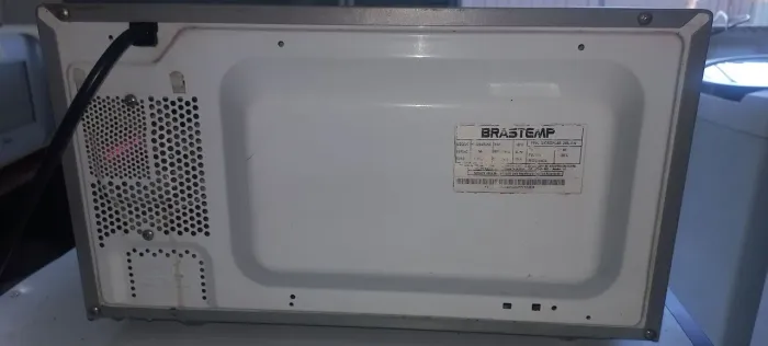 Microondas brastemp 20 L BMS20
