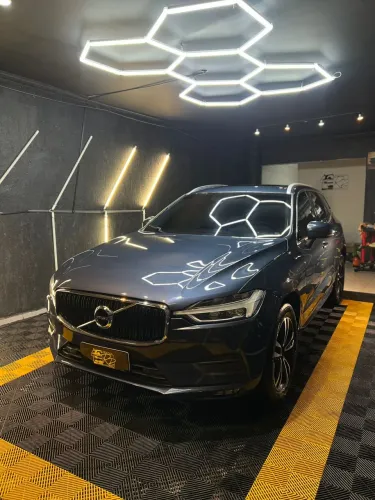 Volvo XC 60 T-5 Momentum 2.0 254cv AWD 5P 2019