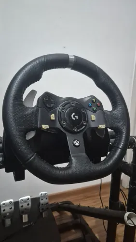 Volante logitech g920 com cockpit
