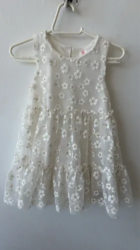 Vestidos 1 ano qualquer um por 60,00