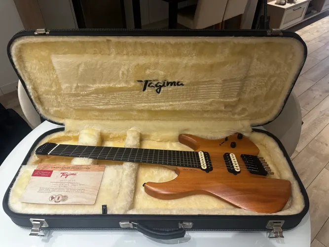 Guitarra Tagima H7M1 Headless 7 Cordas Multiscale - Edição Limitada TDT 2023 (Nº 11/20)