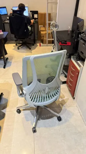 Cadeira para Escritório Ergonômica