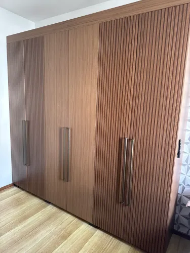 Guarda-roupa 