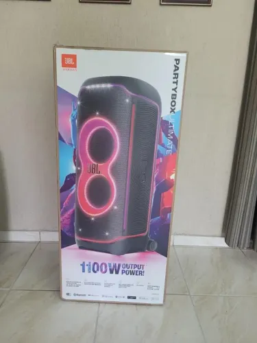 Caixa de som JBL Partybox Ultimate 1100W - Lançamento