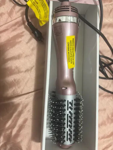 Vendo escova secadora e chapinha