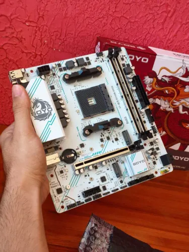 Placa mãe B550M Soyo