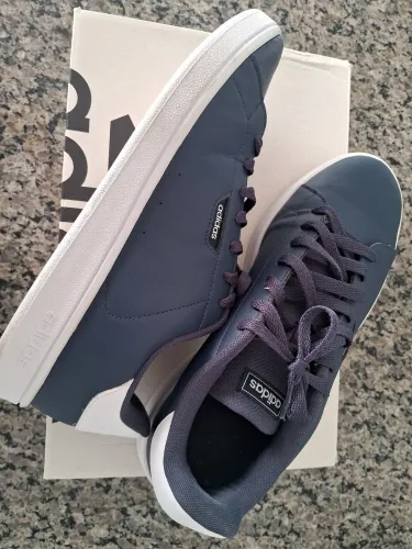 Tênis Adidas Urban Court