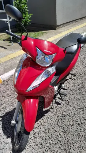 Vende-se Honda BIZ 