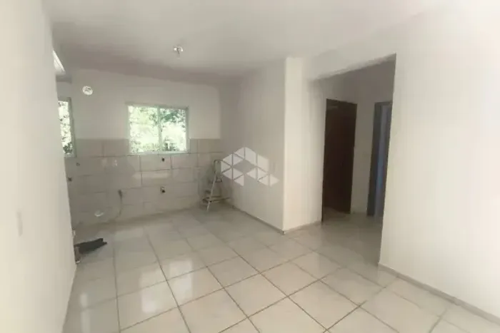 Apartamento 2 Quartos Térreo | Residencial Cristo Rei | Pintura Nova